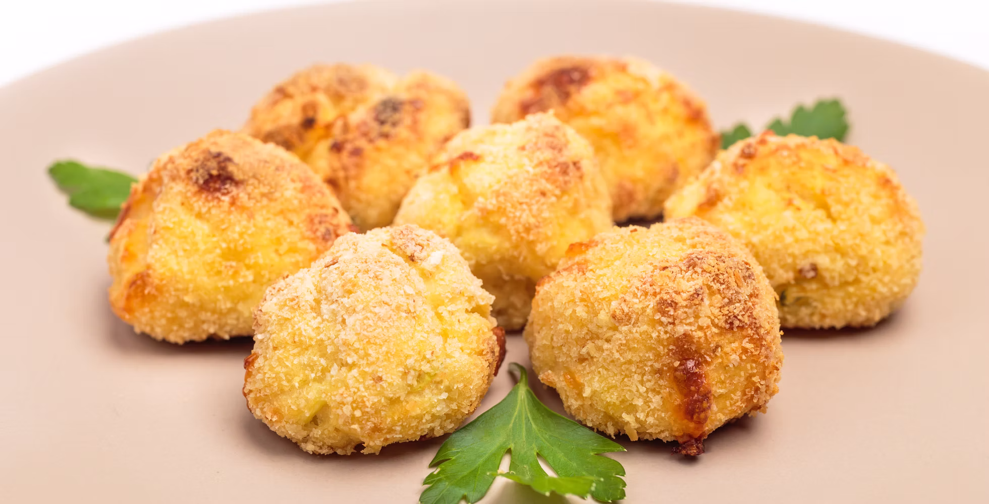 Polpette di zucchine e patate al forno